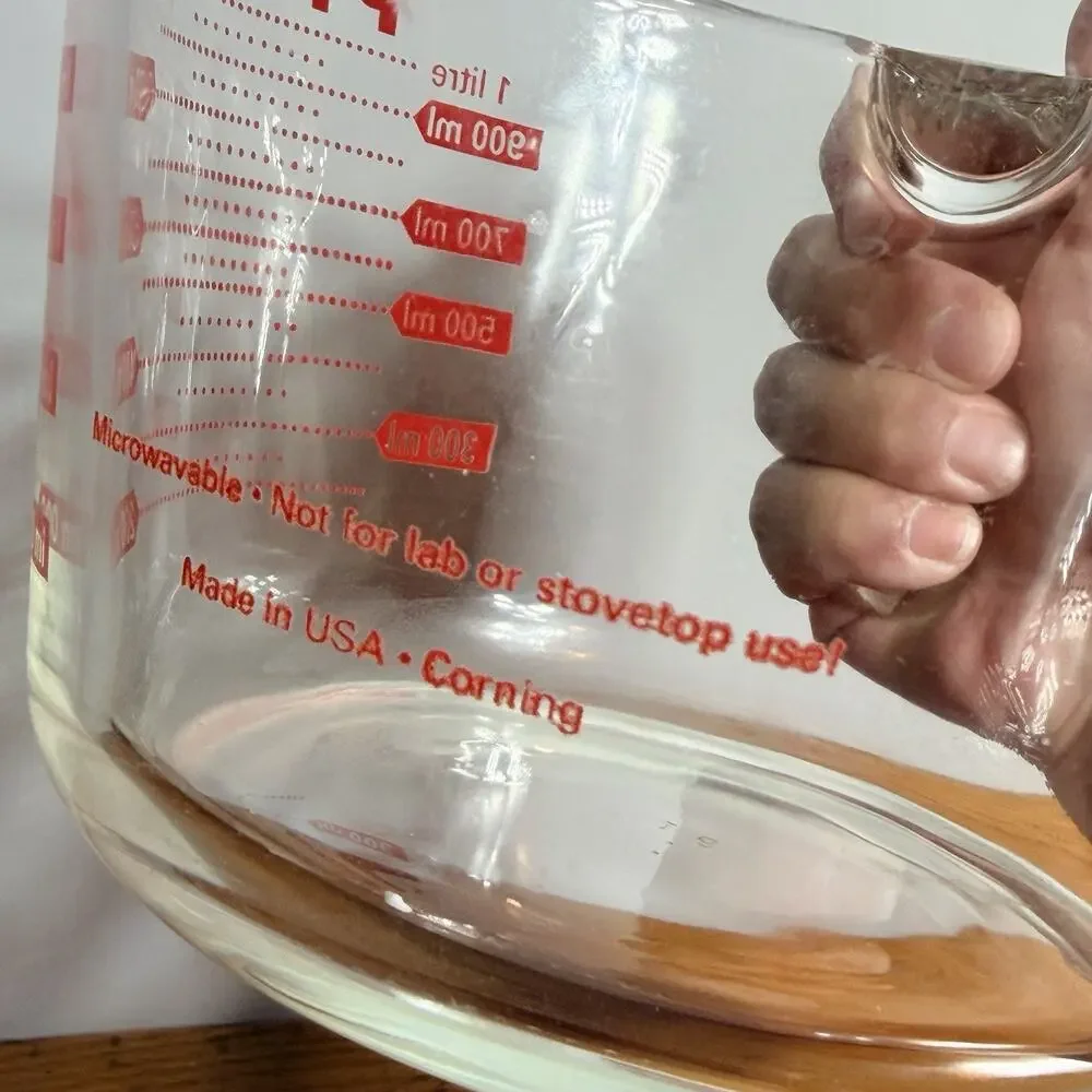 Pyrex vintage glass
